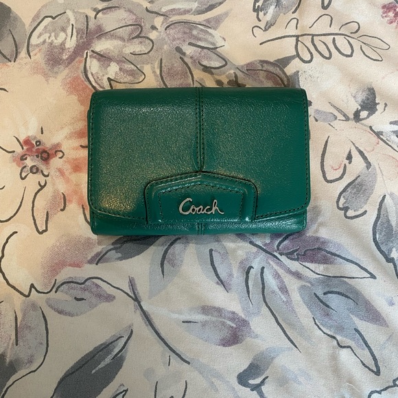 Coach Crossbody bag and Wallet Matching Set - Picture 2 of 13
